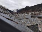 Puy de l'Angle | Vue de la chambre via velux
